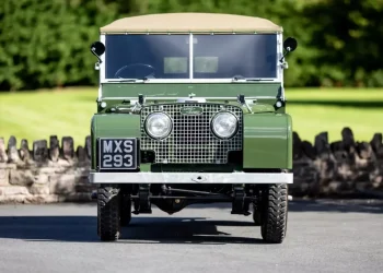 Land Rover повернув до життя 73-річний всюдихід (ФОТО) – Автоновини