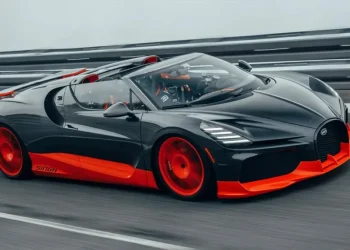 Новий рекорд швидкості. Кабріолет Bugatti розігнали до 453,9 км/год (ВІДЕО) – Автоновини