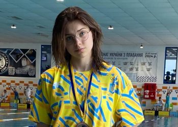 Полтавка Валерія Чернищук здобула дві «бронзи» на ЧУ з плавання серед юнаків та дівчат • Плавання •