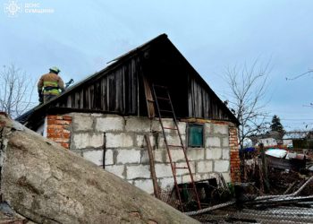Рятувальники ліквідували загоряння гаража – Суми та область