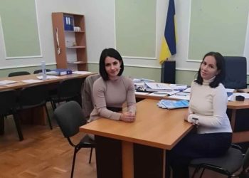 Уповноважена із мови в Сумах вимагає, щоб діти в школах спілкувалися української не тільки на уроках, а й на перервах – Суми та область