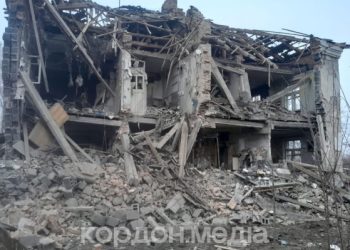 В Есмані внаслідок ворожого удару пошкоджені 12 будинків – Суми та область
