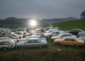 В Швейцарії знайшли цвинтар вінтажних машин – Автоновини
