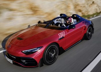 Mercedes-AMG представила дуже швидкий кабріолет з незвичайним кузовом – Автоновини