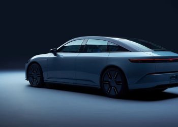 Перший автомобіль Sony Honda — Afelia: караоке та онлайн-кінотеатр у дорозі – Автоновини