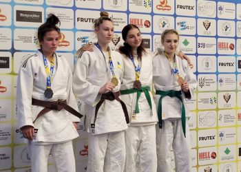 Софія Татара з Горішніх Плавнів здобула «бронзу» на ЧУ з дзюдо U-15 • Дзюдо •