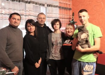 Сумська прийомна родина відзначила 10-річний ювілей батьківства – Суми та область