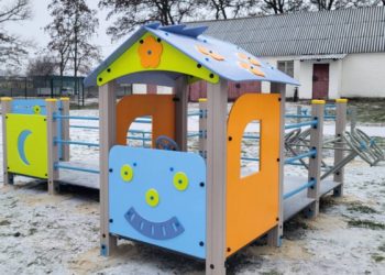 У Попівській громаді на Конотопщині відкрито перший інклюзивний дитячий майданчик – Суми та область