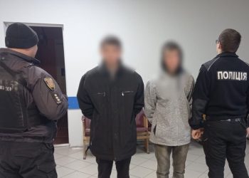 В Одесской области два подростка подожгли почту на заказ