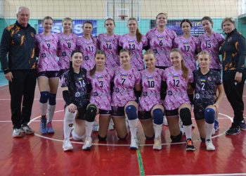 Жіноча волейбольна «Решетилівка-Полтавщина-ПНПУ» програла вінницькій команді й вилетіла з Кубка України • Волейбол •