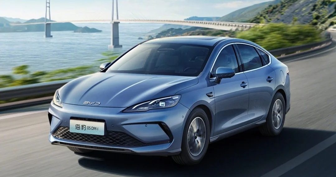 BYD представила доступний седан із запасом ходу 2000 км – Автоновини