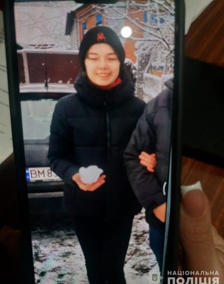 Де Поліна? Зникла неповнолітня в Тростянці! – Суми та область