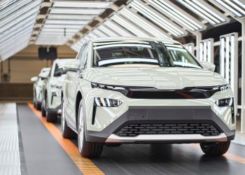 Skoda випустила перший кросовер у новому фірмовому стилі – Автоновини