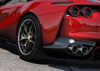 У Львові помітили рідкісний автомобіль за 21 мільйон гривень – Автоновини