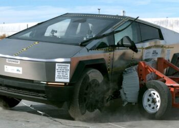 Автомобілі Tesla перевірили на безпеку – Автоновини