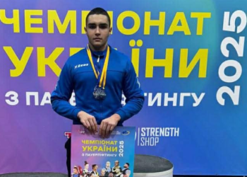 Глухівчанин – срібний призер чемпіонату України з пауерліфтингу серед юнаків – Суми та область