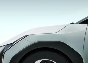 Kia показала новий електричний EV4 – Автоновини