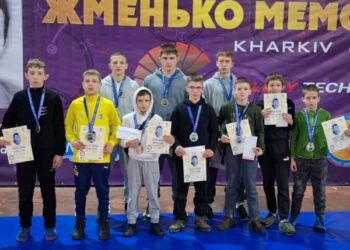 Конотопські спортсмени вибороли 10 медалей на всеукраїнському турнірі з греко-римської боротьби – Суми та область