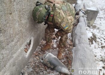 На Сумщині бойова частина збитого БпЛА вдарилася об паркан і дивом не здетонувала – Суми та область