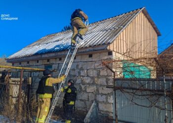 Рятувальники завершили аварійно-відновлювальні роботи у Глухові | Суми та область
