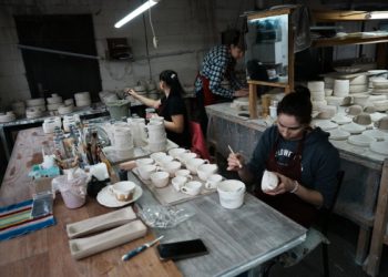 Сумське керамічне підприємство отримало 250 тисяч гривень від уряду – Суми та область