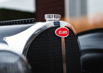 У Парижі продали дитячу машинку за ціною нового Porsche Cayenne: чим вона особлива – Автоновини