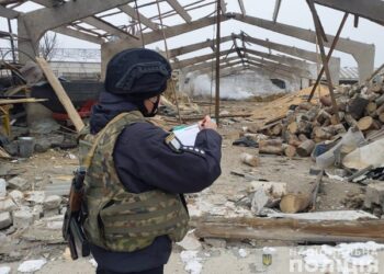 У поліції показали пошкоджені нічними  обстрілами ферму та будинки – Суми та область