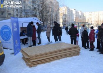 У Сумах внаслідок атаки “Шахедів” пошкоджено шість будинків | Суми та область