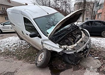 У Сумах зіткнулися автівки: є постраждалі – Суми та область