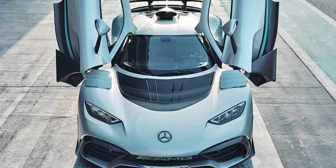 Власник Mercedes-AMG One приголомшив рахунком за річне обслуговування – Автоновини