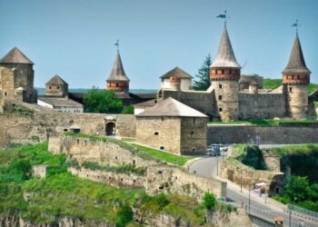 Конотопська та Кам’янець-Подільська громади підписали угоду про партнерство | Суми та область