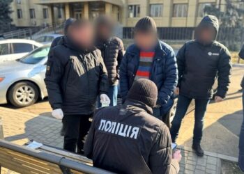 Обещал повлиять на судейское решение: адвокат из Одессы попался на взятке