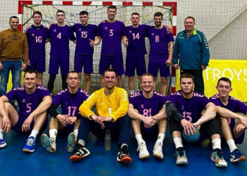 Полтавське гандбольне «Динамо-Академія» двічі перемогло вінницьку команду «Місто над Бугом» і вийшло до Суперліги • Гандбол •