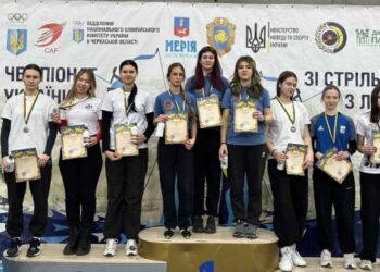 Сумчанки здобули “срібні” медалі чемпіонату України зі стрільби з лука | Суми та область