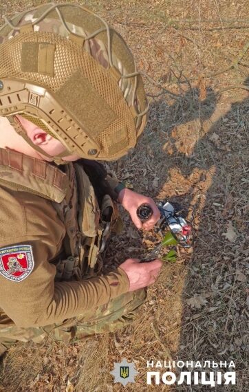 Вибухотехніки поліції Сумщини знищили уламковий боєприпас з ворожого БпЛА | Суми та область