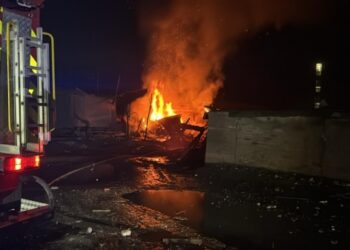 Вночі Охтирку атакували безпілотники: є пошкодження | Суми та область