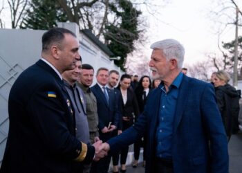 Во время атаки “Шахедов” в Одессе находился президент Чехии