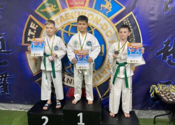 Юні таеквондисти з Тростянця вибороли сім медалей | Суми та область