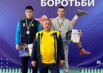 Конотопські спортсмени  з медалями чемпіонату України з греко-римської боротьби | Суми та область