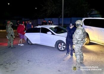 На Первомайщині поліцейські викрили угруповання наркоділків на розповсюдженні психотропів та канабісу » Миколаївський Оглядач
