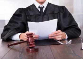 На Сумщині конфіскували половину будинку та земельну ділянку у корупціонерки | Суми та область