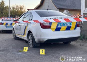 Один поліцейський загинув, ще троє отримали травми: у Вознесенську правоохоронці затримали зловмисника » Миколаївський Оглядач