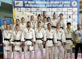 Сумські студенти взяли участь в універсіаді з дзюдо | Суми та область