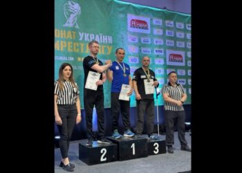 Тростянчанин став подвійним чемпіоном України з армреслінгу | Суми та область