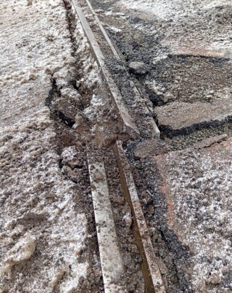 У Конотопі призупинено рух деяких трамваїв | Суми та область