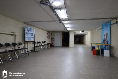 У одній з гімназій Інгульського району облаштували велике укриття на понад 800 осіб » Миколаївський Оглядач