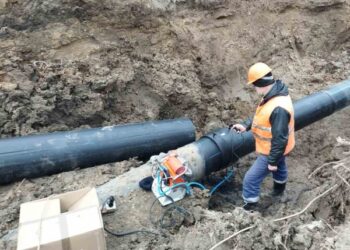 У Сумах оновили водогін, який подає воду до великого житлового масиву | Суми та область