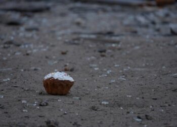 “В мене серце розривається”:  які наслідки російської атаки по кондитерському цеху в Сумах | Суми та область