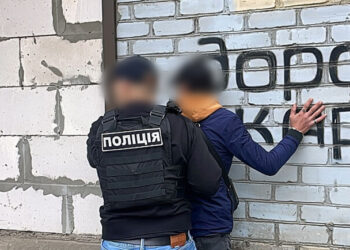 В Одессе иностранец вербовал украинок для предоставления интимных услуг за границей