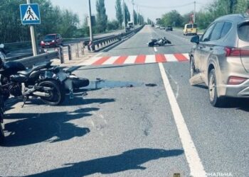 Зазнав травм водій мотоцикла – поліцейські встановлюють обставини ДТП поблизу Миколаєва » Миколаївський Оглядач